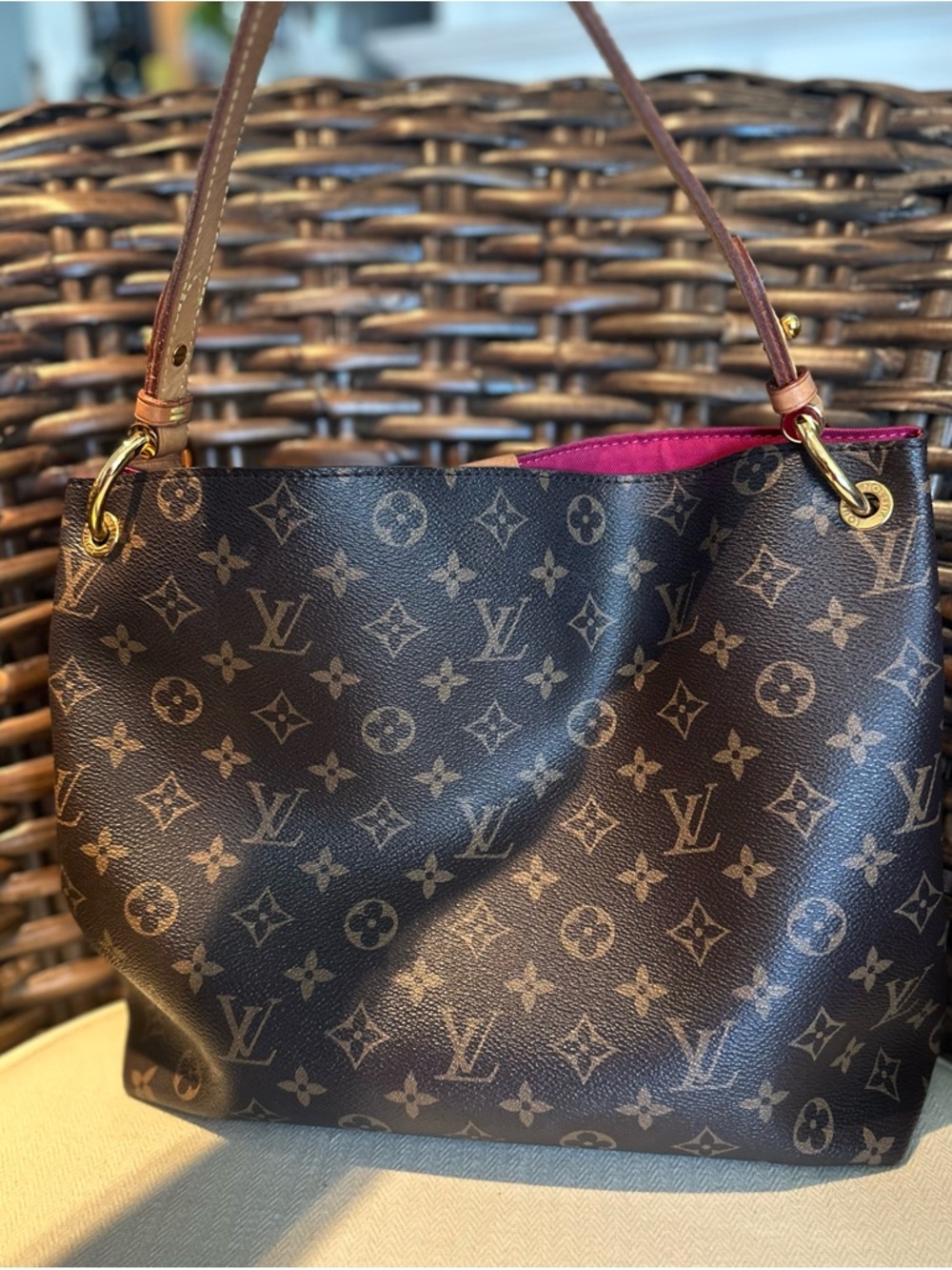 Louis Vuitton Brown Monogram Canvas Shoulder Bag with Fuchsia Interior - Picture 8 of 17
